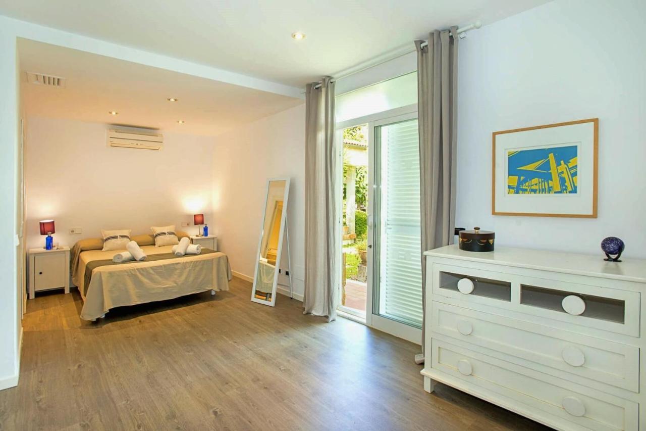 Beach Villa Can Ros By Sealand Villas Port de Pollença Eksteriør billede
