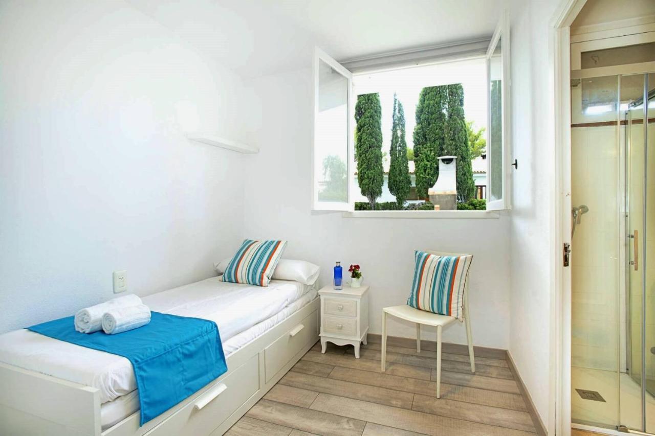 Beach Villa Can Ros By Sealand Villas Port de Pollença Eksteriør billede